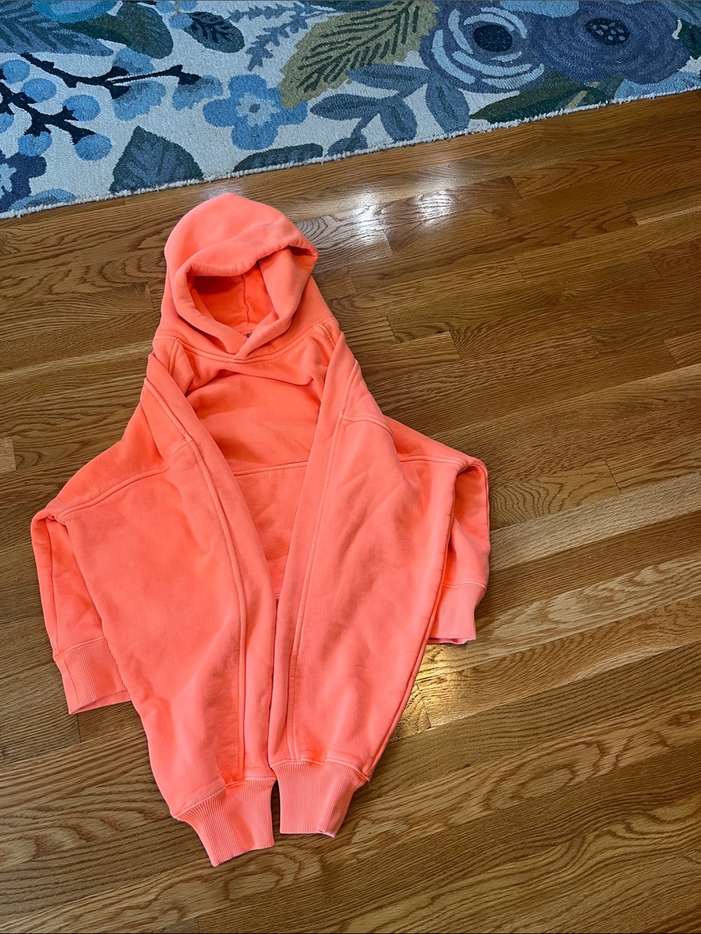 Free People Movement A Cut Above Flocked Buti Logo Hoodie Size Medium NWOT - Picture 13 of 15